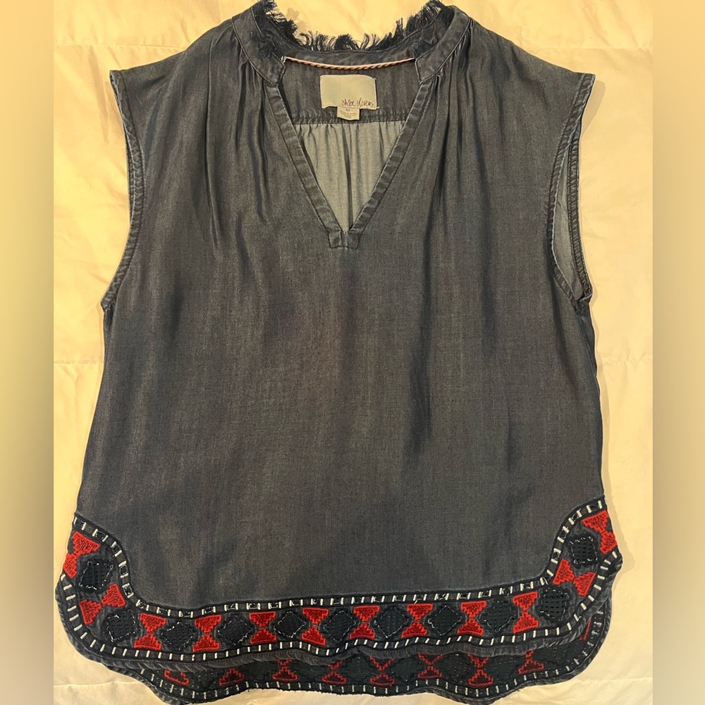 Anthropologie Chloe Oliver Denim tencel embroidered top